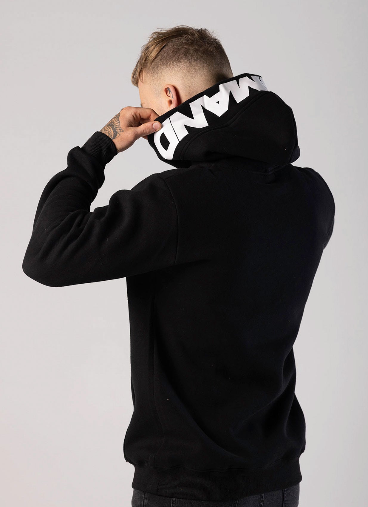 BLACK AURA HOODIE