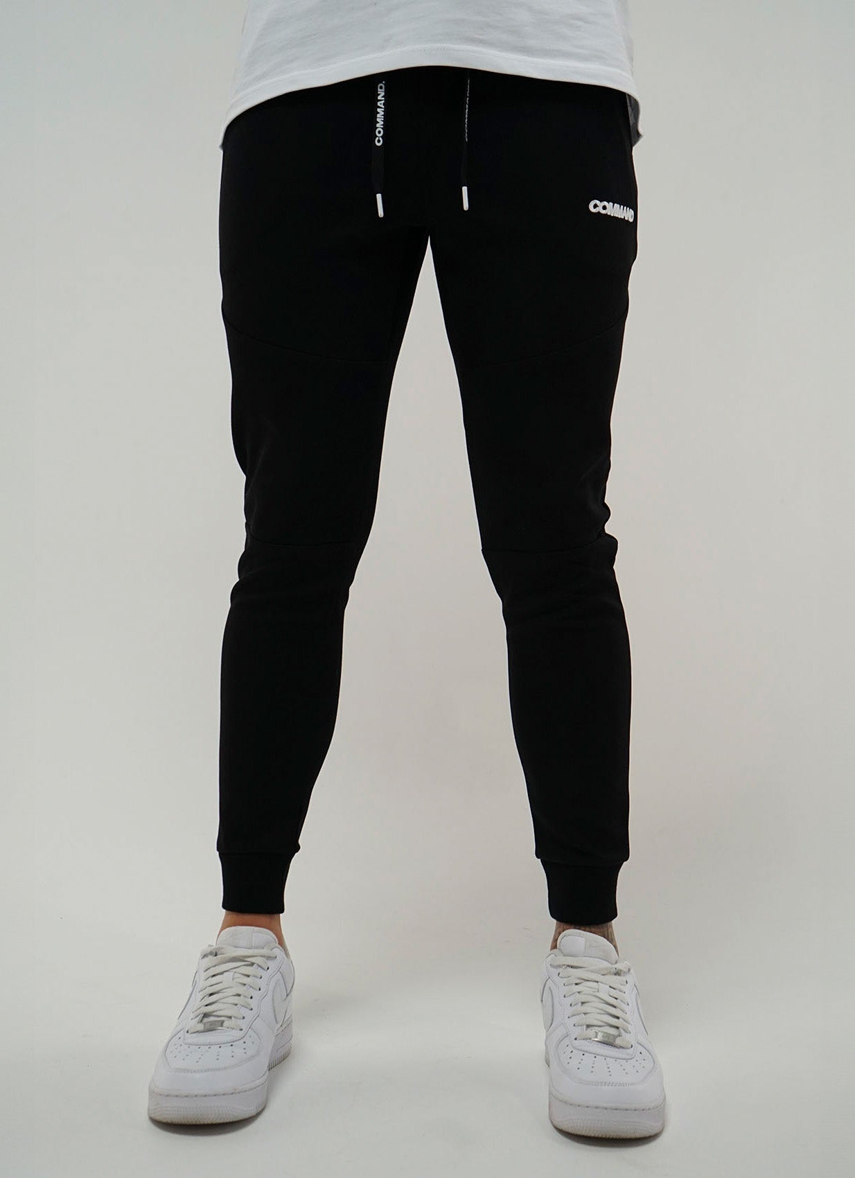 BLACK DAILY TRACK PANTS