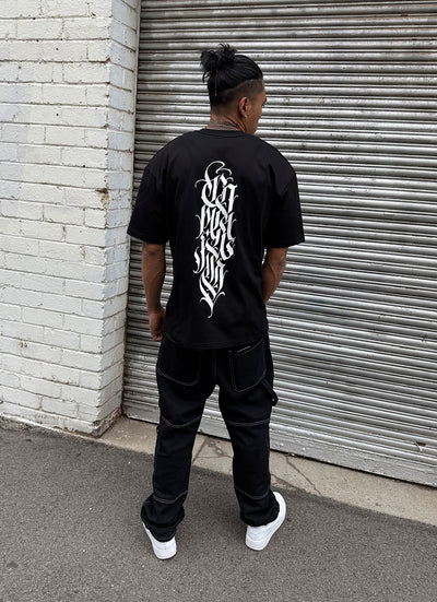 BLACK OVERSIZED CALLIGRAPHY T-SHIRT