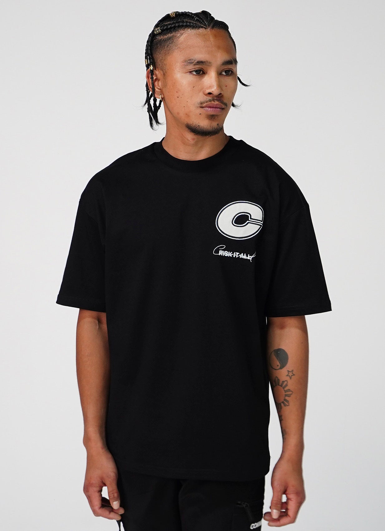 BLACK/GREY OVERSIZED RISK IT ALL T-SHIRT