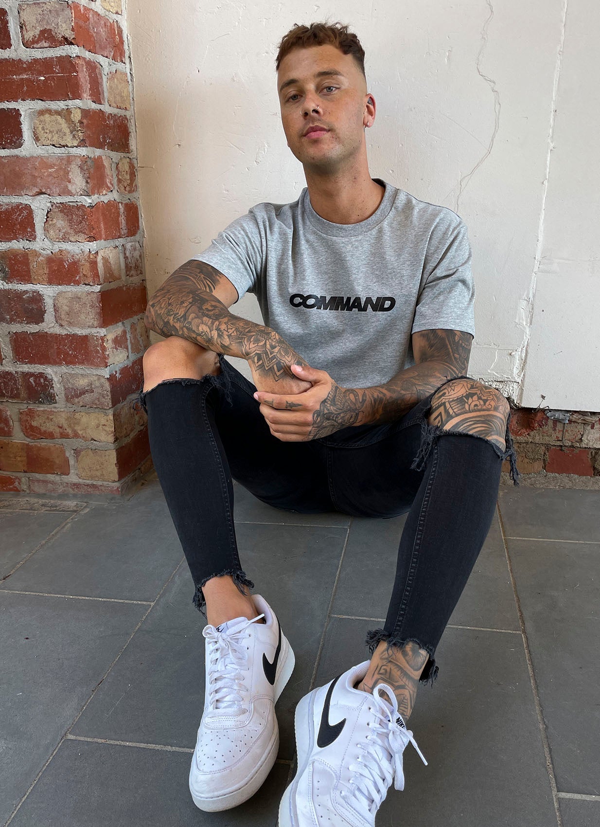 GREY LOGO T-SHIRT